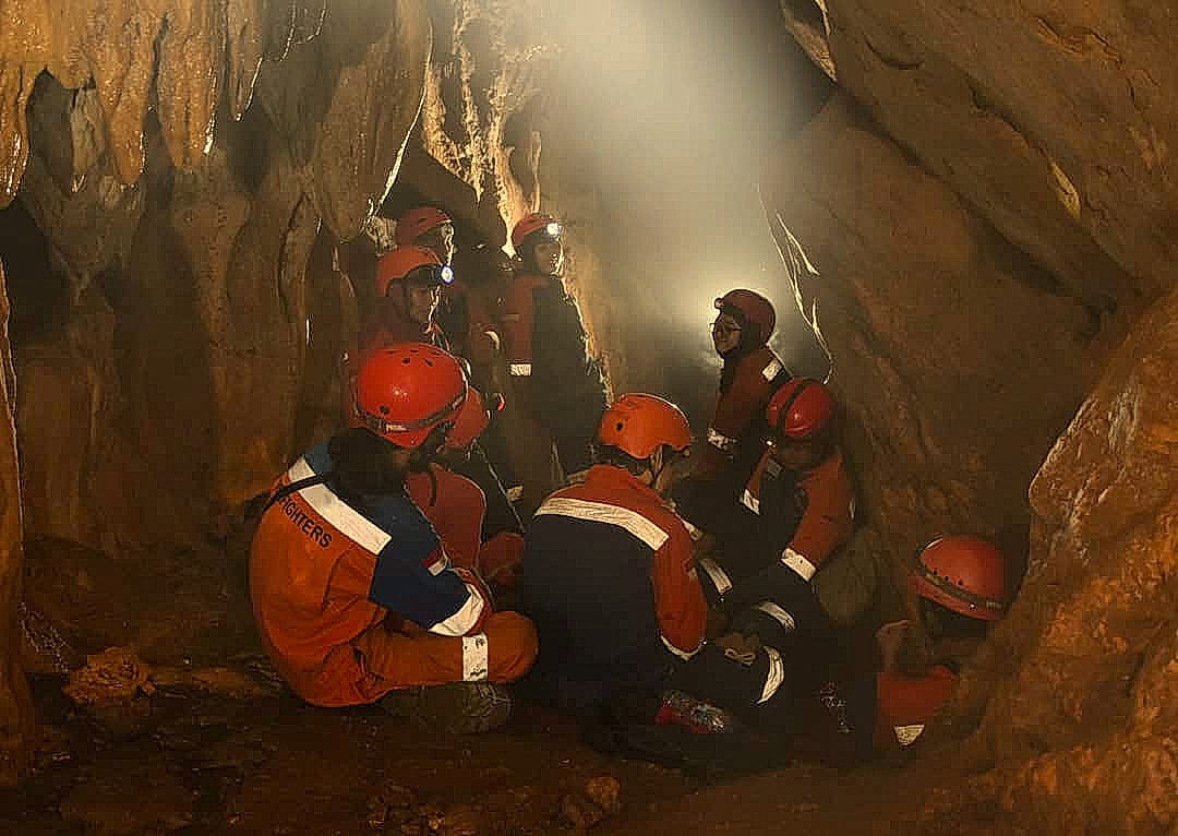 Cikenceng Cave